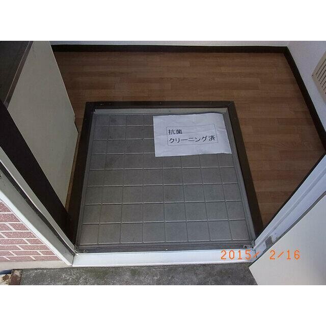 (玄関)
