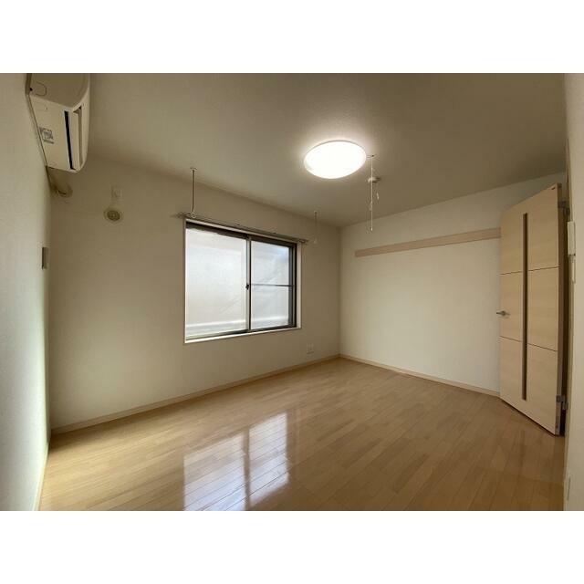 (居間)