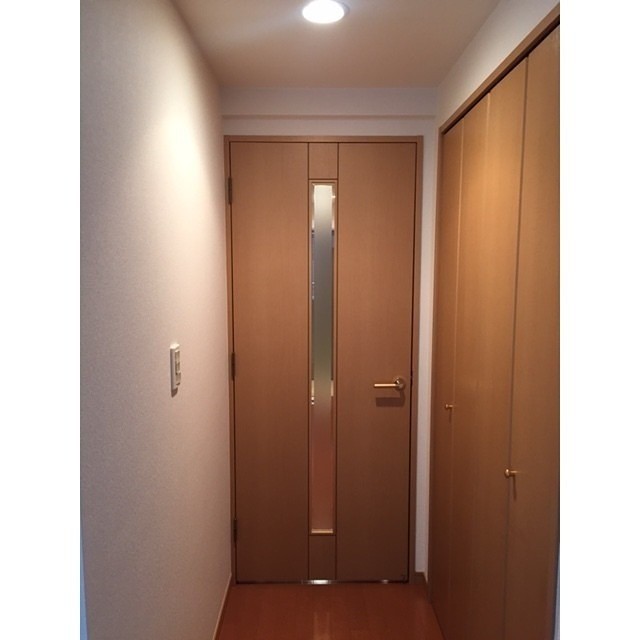 (玄関)