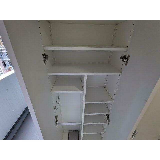(玄関)