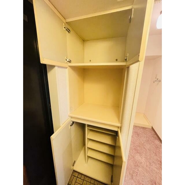 (玄関)
