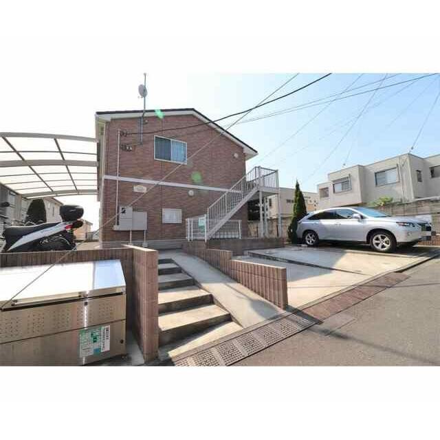 横浜市青葉区美しが丘4丁目 【賃貸居住】アパート