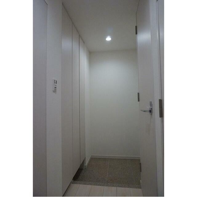 (玄関)