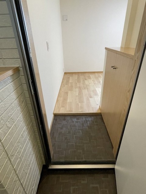 (玄関)