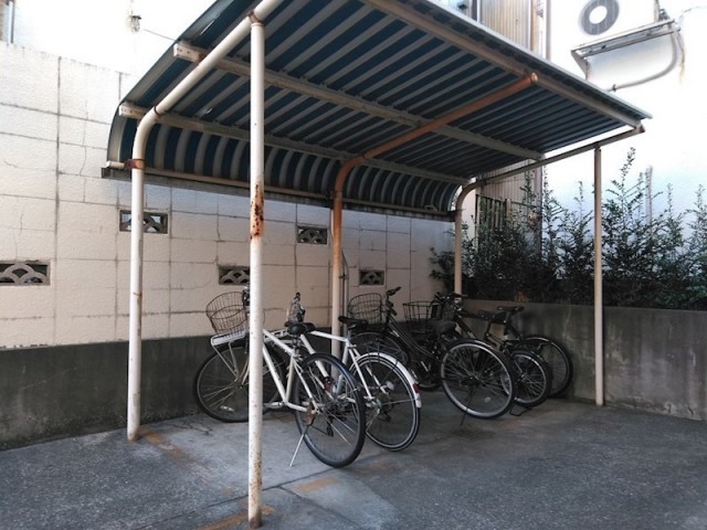 (居間)