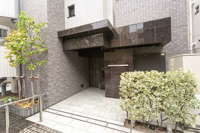 新宿区住吉町10丁目 【賃貸居住】マンション