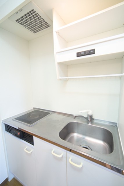 ※写真は同タイプ住戸です。(キッチン)