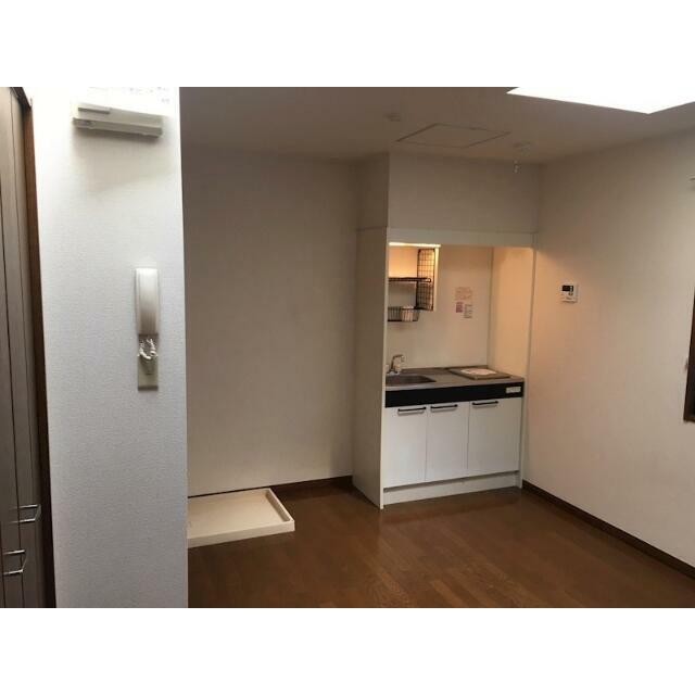 (居間)