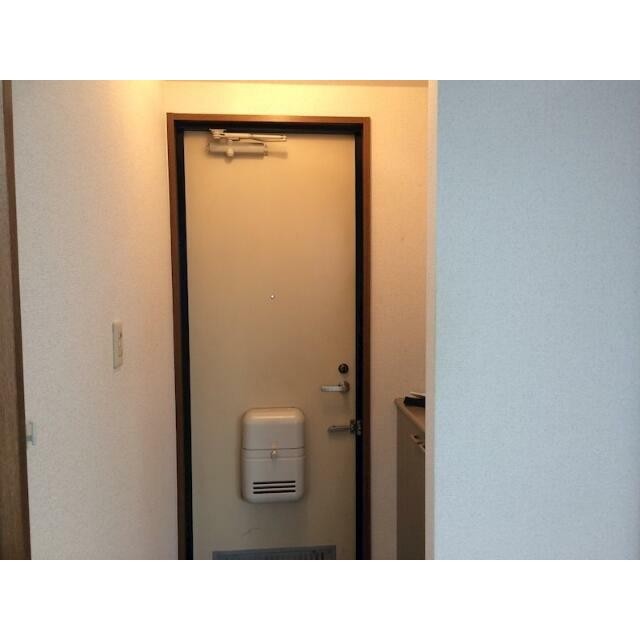 (玄関)