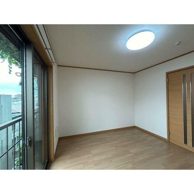 (居間)