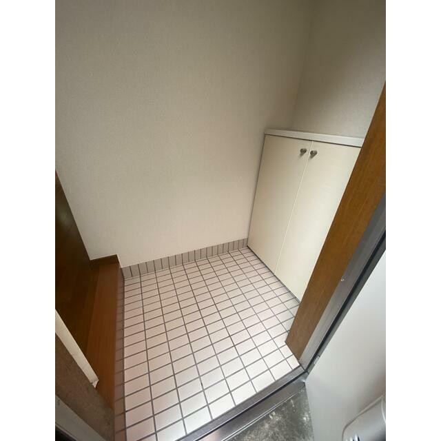 (玄関)