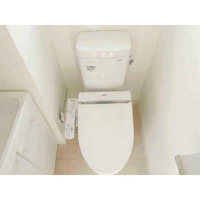 温水洗浄便座(内装)