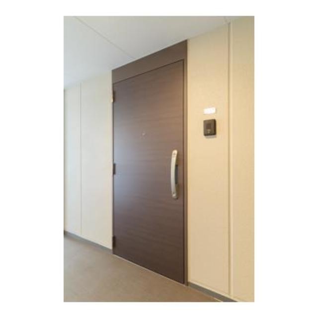 ※写真は同タイプ住戸です。(玄関)