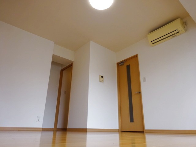 (居間)