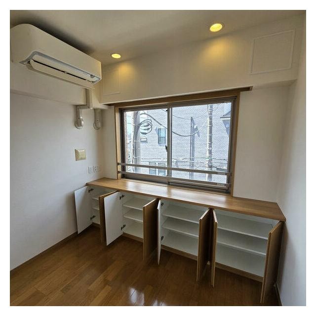 (内装)