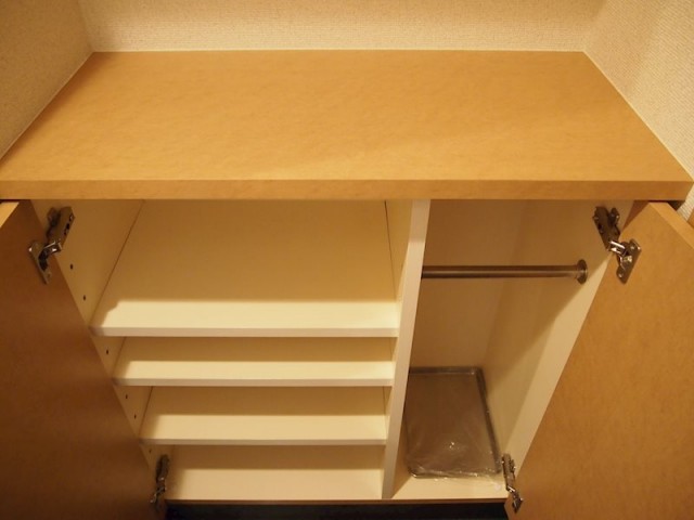 下足入