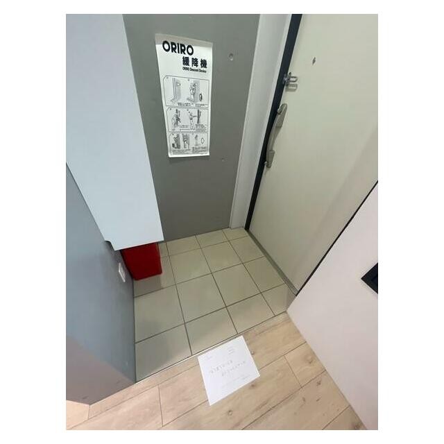 (玄関)