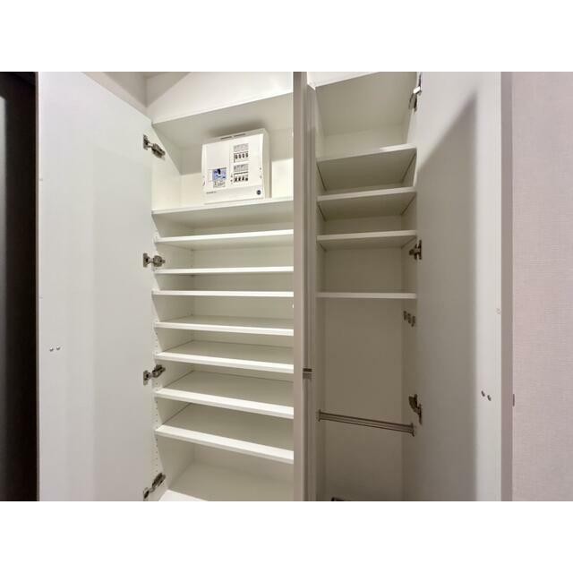 (玄関)