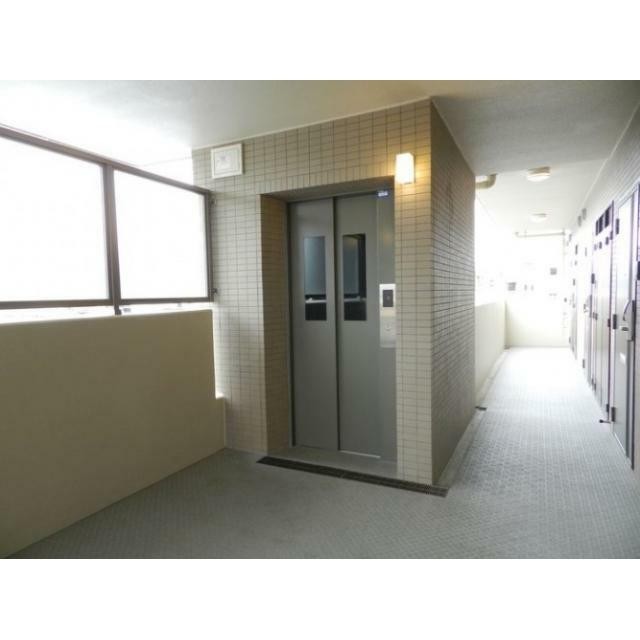 共用外廊下・エレベーター