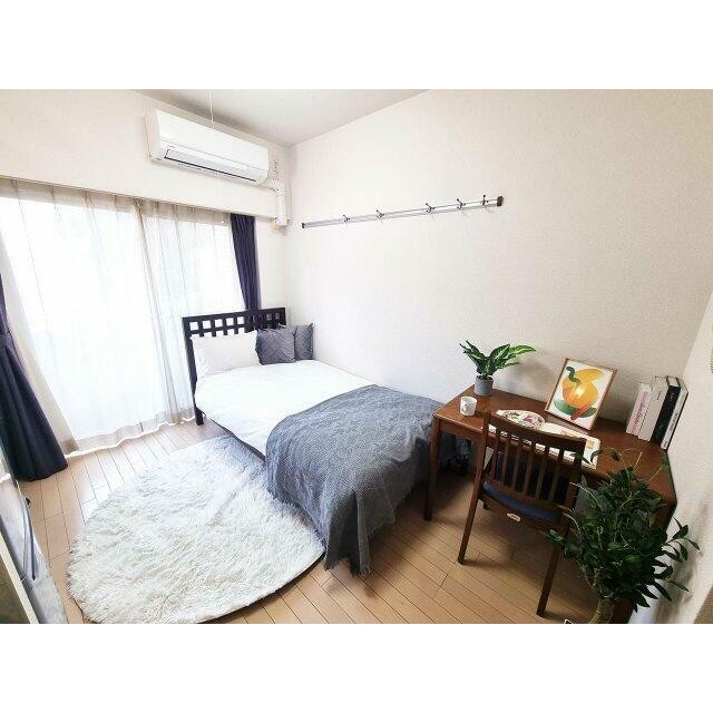 (居間)