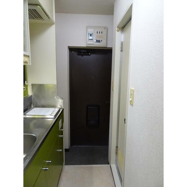 (玄関)