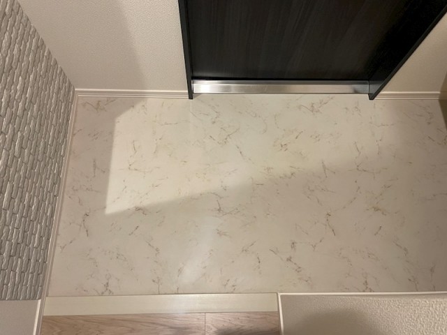 (玄関)