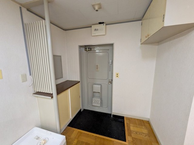 (玄関)