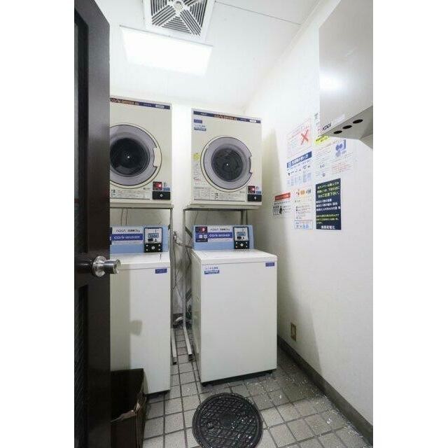 コインランドリー