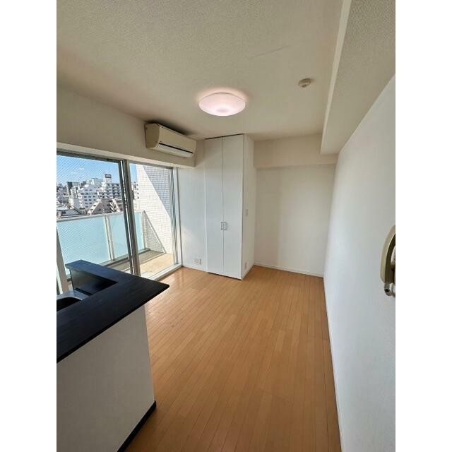 (居間)