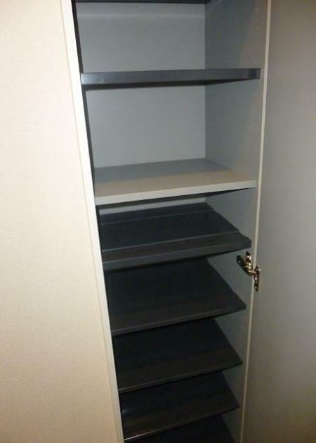 (玄関)