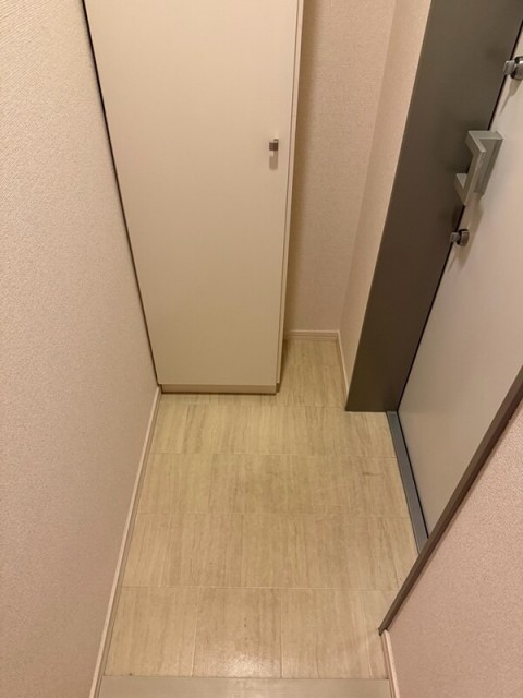 (玄関)