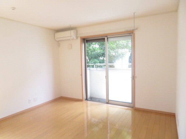 (居間)