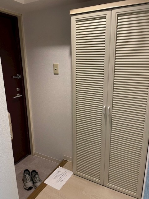 (玄関)