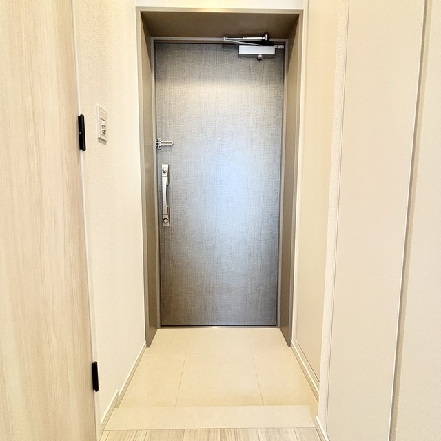 ※写真は同タイプ住戸です。(玄関)