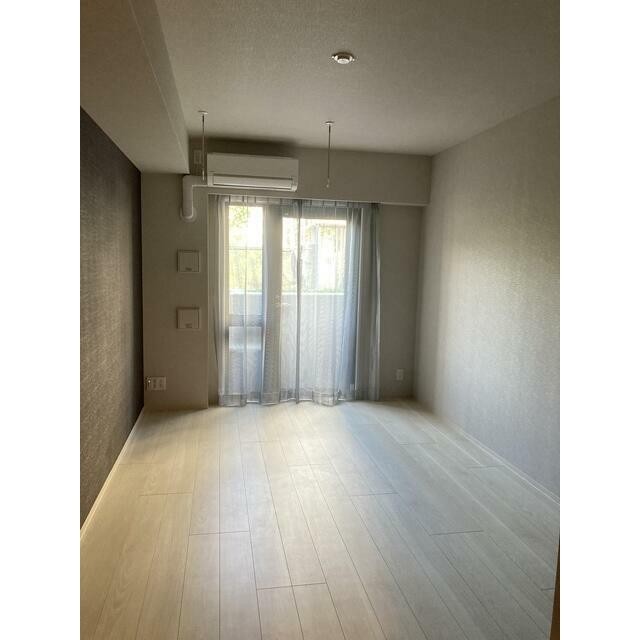 (居間)
