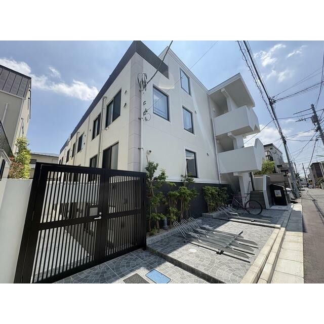 世田谷区下馬5丁目 【賃貸居住】マンション
