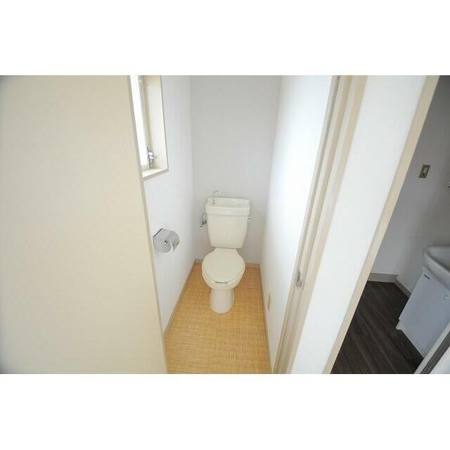 201号室のお写真です。（参照）(内装)
