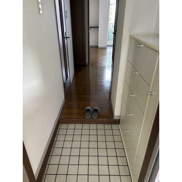 (玄関)