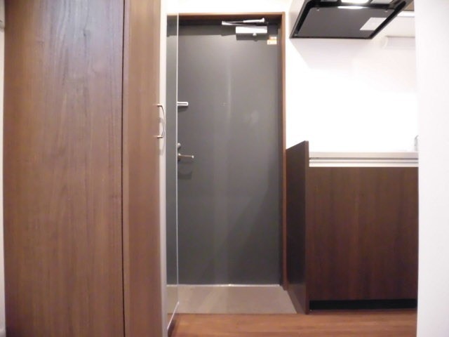 (玄関)