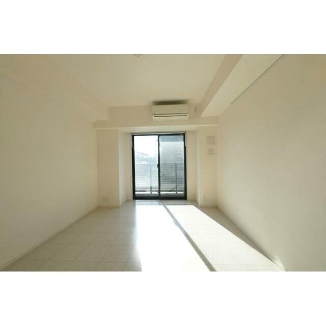 ※同仕様写真含む(居間)