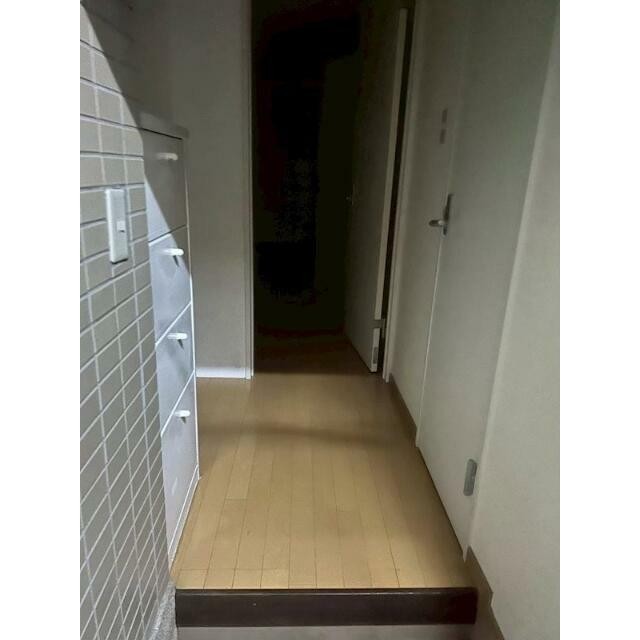 (玄関)