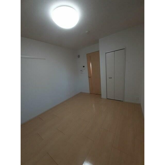 (居間)