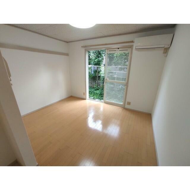 (居間)