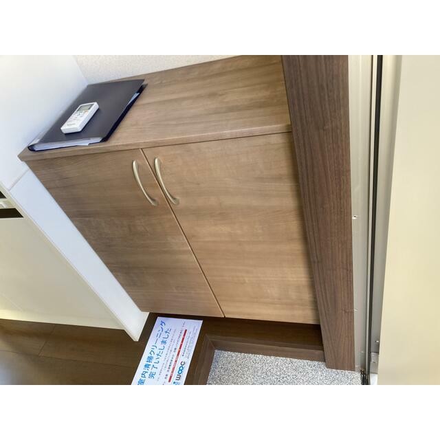 (玄関)