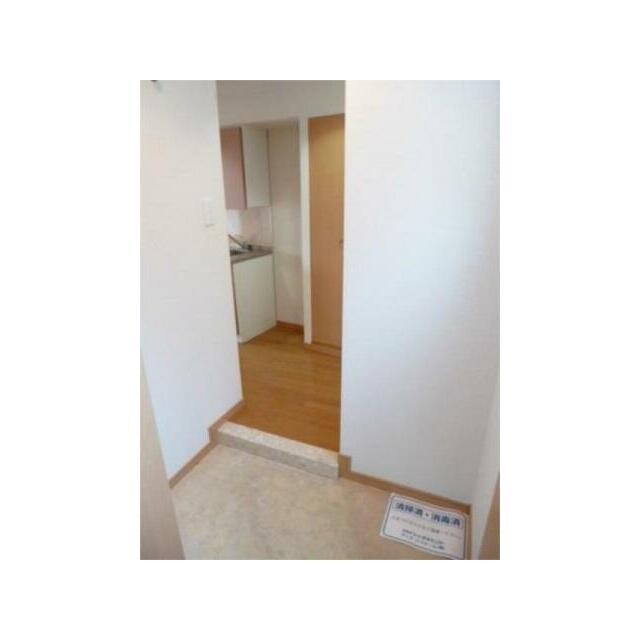 ※同仕様写真含む(玄関)