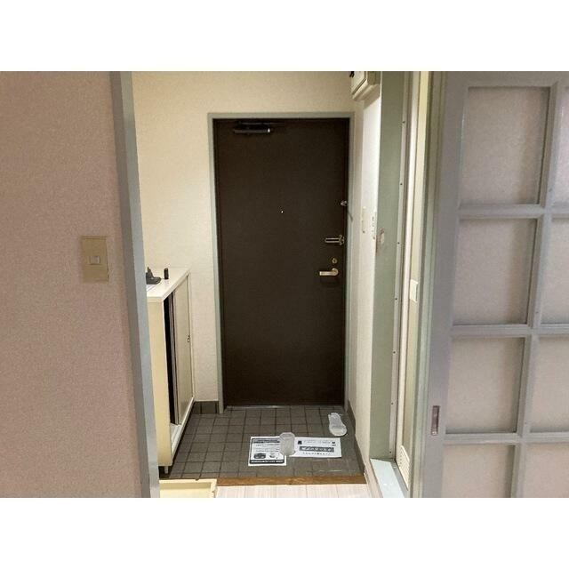 (玄関)