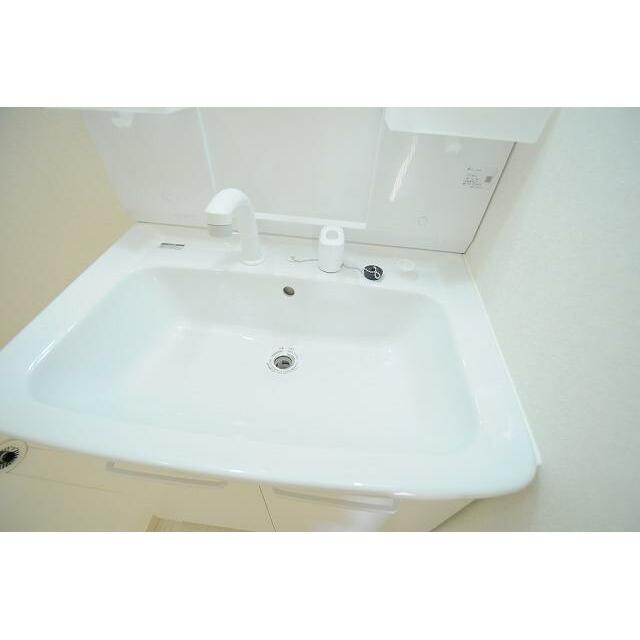 別のお部屋のお写真になります。(内装)