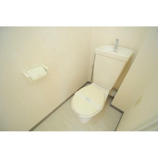 別のお部屋のお写真になります。(内装)