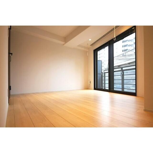 【他部屋同仕様】ウッドカラーと白基調の落ち着いたインテリア