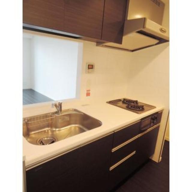 ※写真は同タイプ住戸です。(キッチン)